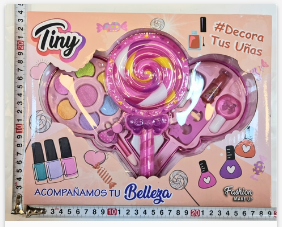 SET DE MAQUILLAJE EN CAJA CON SOMBRA Y ESMALTES Art. NR3055