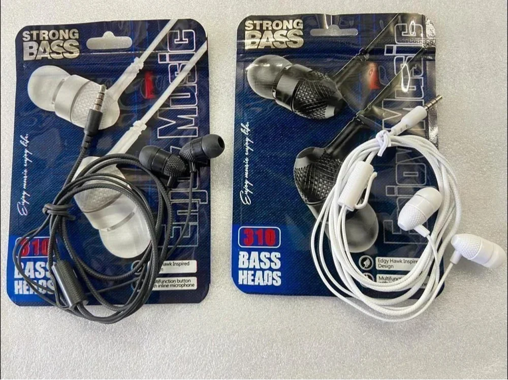 AURICULAR BASS HEADS
