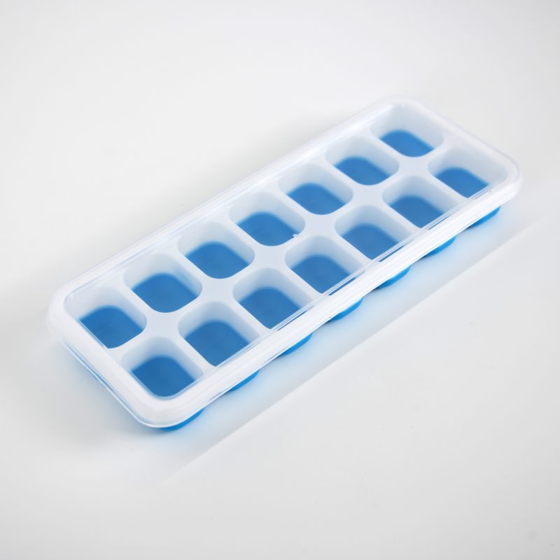 BANDEJA PARA HIELO DE SILICONA