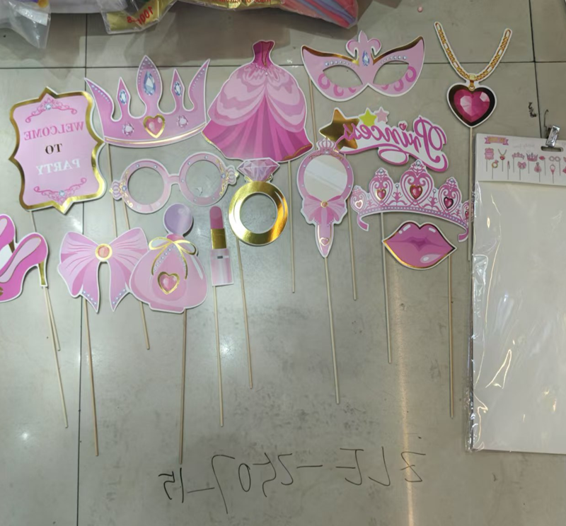 SET DE ACCESORIOS PARA FOTOS 20*37 CM X10U