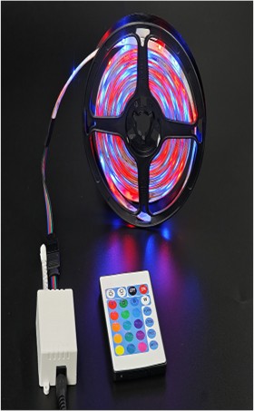 [PREZLTNU0901] TIRA LED 4,5 MTS. (220V) #5050RGB