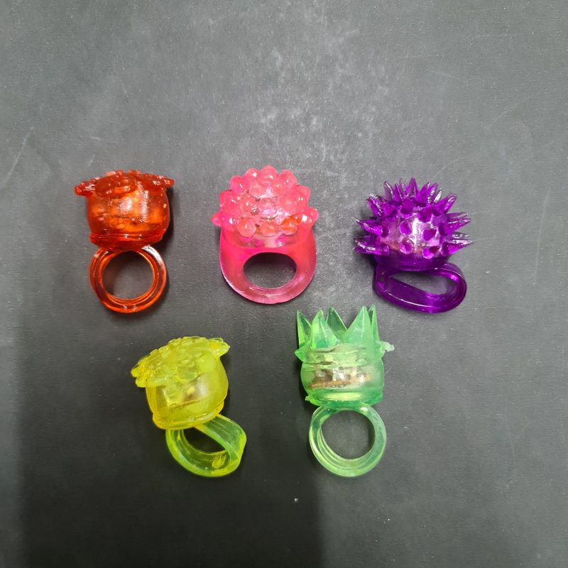 [PREZLCA0401] ANILLO CON LUZ TRANSPARENTE X36