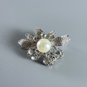 PRENDEDOR CON STRASS 22-460/8