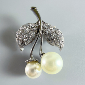PRENDEDOR CON STRASS 22-460/11