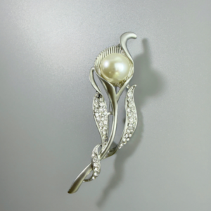 PRENDEDOR DE METAL CON STRASS 22-461/11