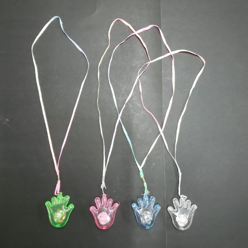 COLGANTE CON LUZ MANO TRANSPARENTE X48U