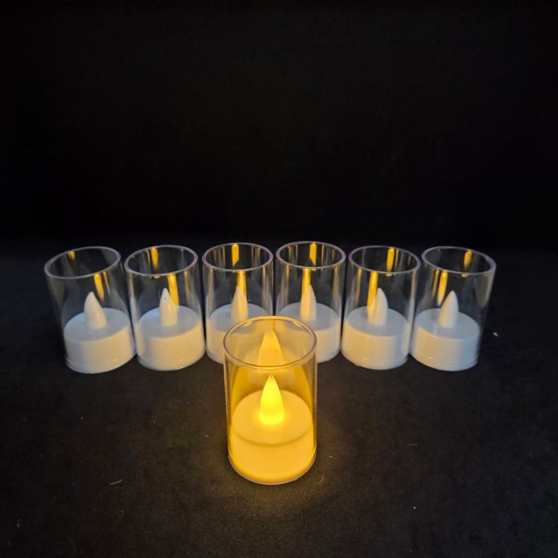 VELA CON VASO PLASTICO CON LUZ X24