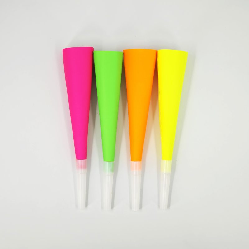 TROMPETA DE PAPEL FLUO X6