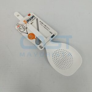 CUCHARON C/ COLADOR DE PLASTICO